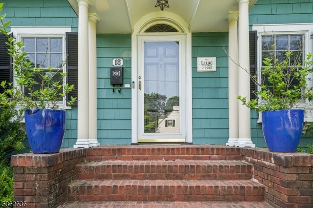 18 Park Ter, Montclair Twp., NJ 07043