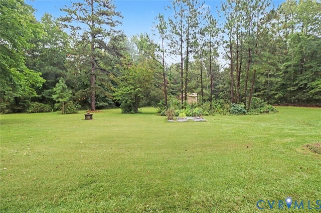 6921 Hines Rd, Disputanta, VA 23842