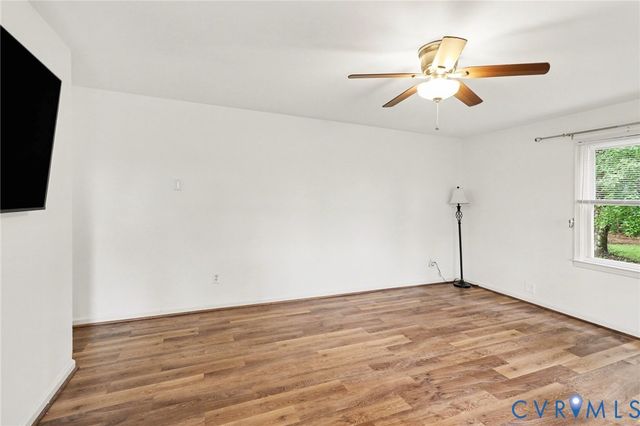 6921 Hines Rd, Disputanta, VA 23842