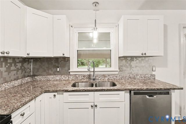 6921 Hines Rd, Disputanta, VA 23842