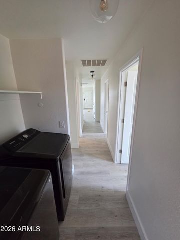 466 BRANDEIS Drive, Morristown, AZ 85342
