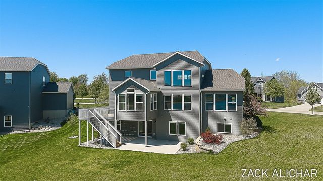 7738 Hawkin Street, Allendale, MI 49401