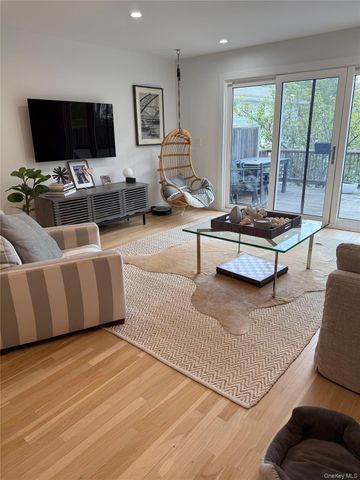 3041 Mitchell Road, Westhampton Beach, NY 11978