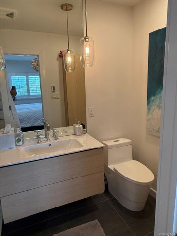 3041 Mitchell Road, Westhampton Beach, NY 11978