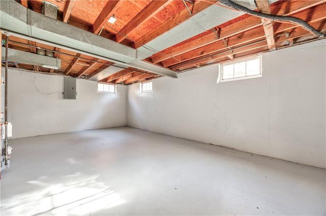 3407 S Cedar Avenue, Independence, MO 64052