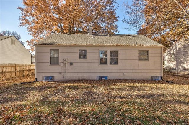 3407 S Cedar Avenue, Independence, MO 64052