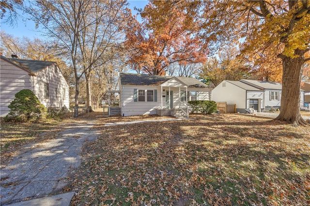 3407 S Cedar Avenue, Independence, MO 64052