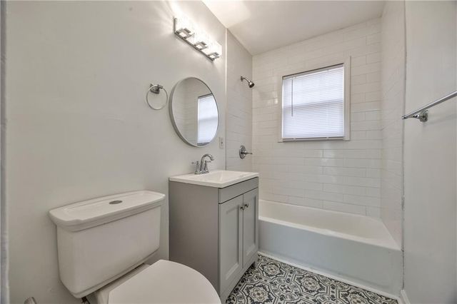 3407 S Cedar Avenue, Independence, MO 64052