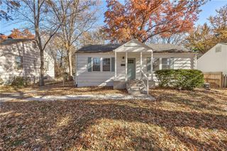 3407 S Cedar Avenue, Independence, MO 64052