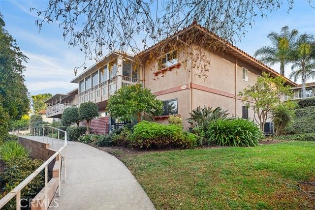 851 Ronda Mendoza B, Laguna Woods, CA 92637