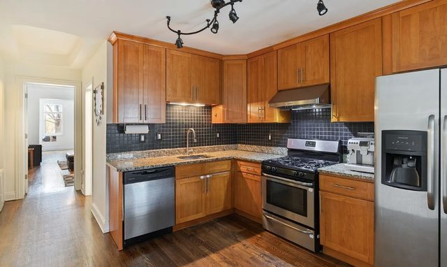 1350 N Bell Avenue 1, Chicago, IL 60622