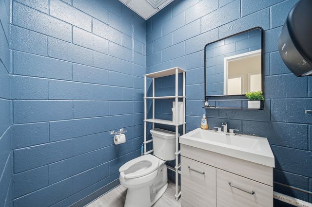 221 Springfield Avenue 1, Joliet, IL 60435