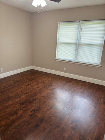 5631 Groveton Street, Houston, TX 77033