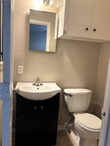 5631 Groveton Street, Houston, TX 77033