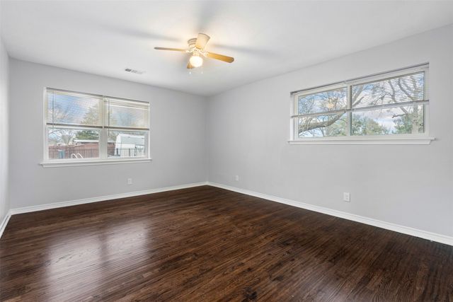 2917 Hickox Road, Rowlett, TX 75089