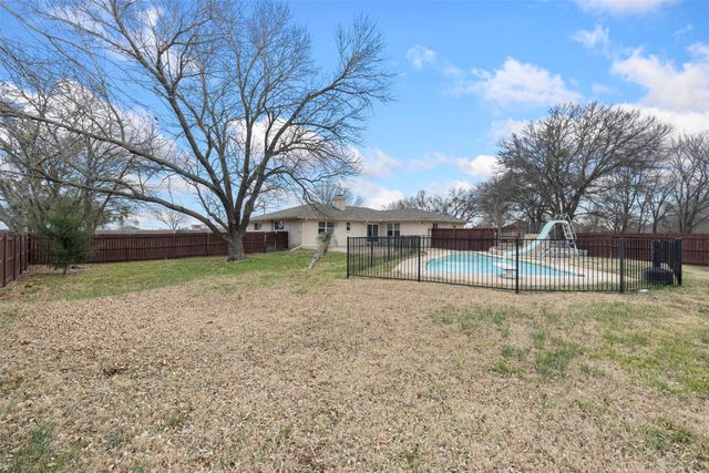 2917 Hickox Road, Rowlett, TX 75089