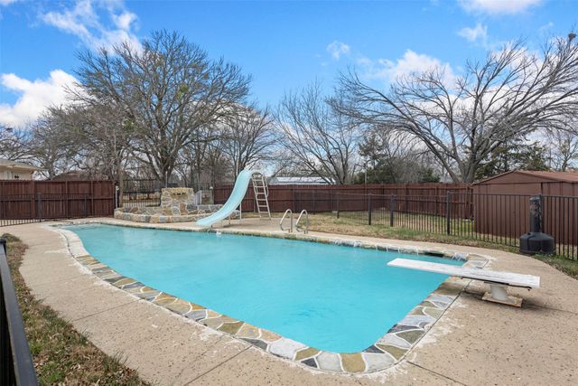 2917 Hickox Road, Rowlett, TX 75089