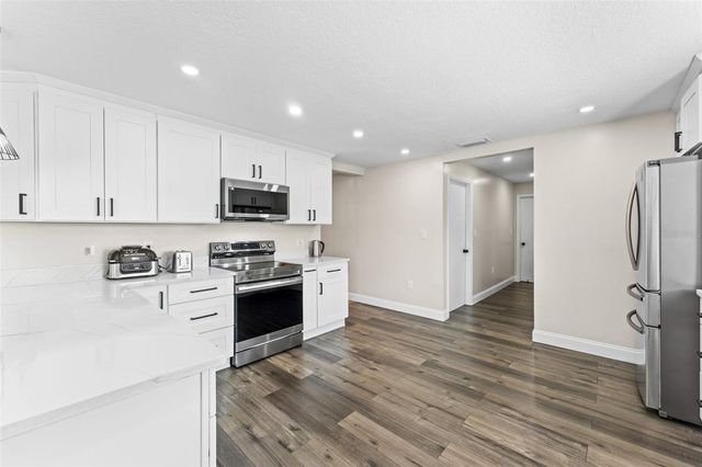 5106 SAINT MICHAEL AVENUE, Belle Isle, FL 32812