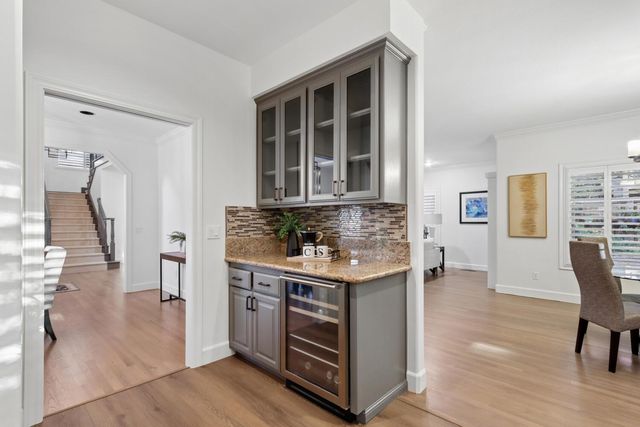 824 Harrier Pl, Davis, CA 95616