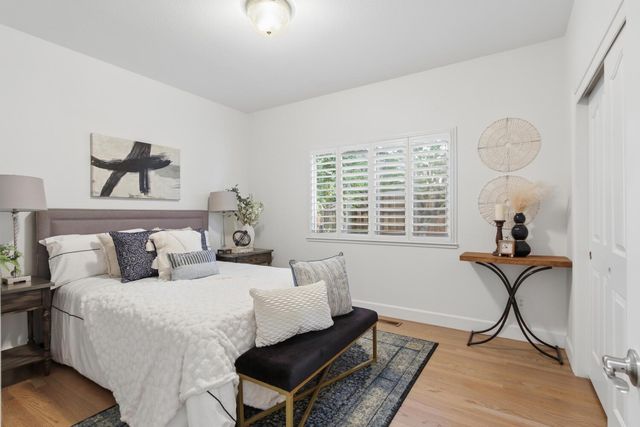 824 Harrier Pl, Davis, CA 95616