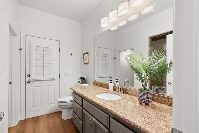 824 Harrier Pl, Davis, CA 95616