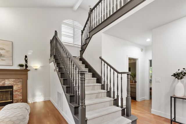 824 Harrier Pl, Davis, CA 95616