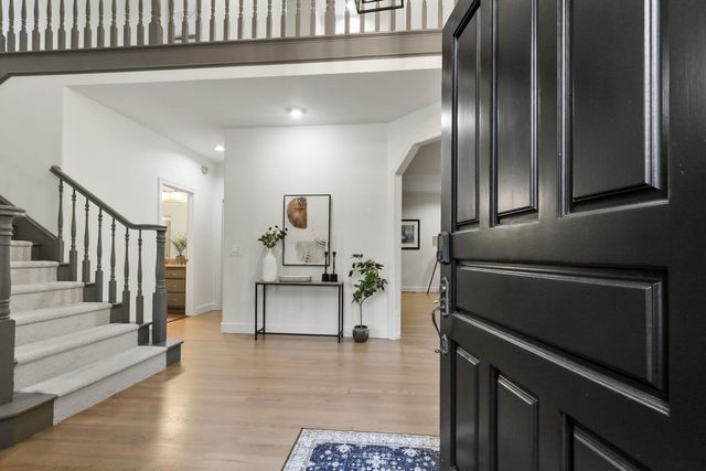 824 Harrier Pl, Davis, CA 95616