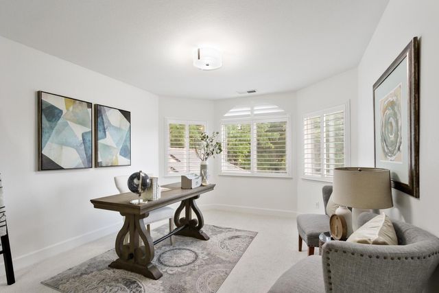 824 Harrier Pl, Davis, CA 95616