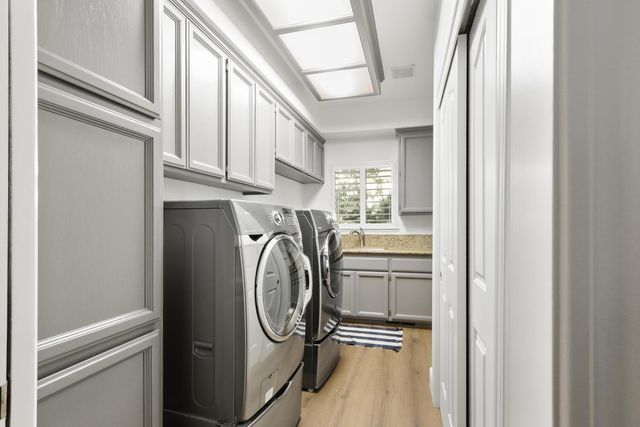 824 Harrier Pl, Davis, CA 95616