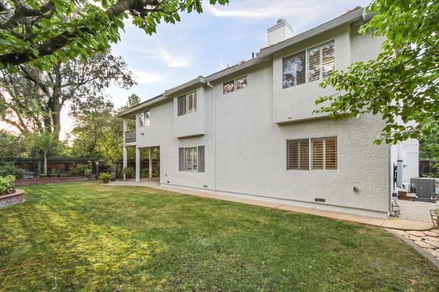 824 Harrier Pl, Davis, CA 95616