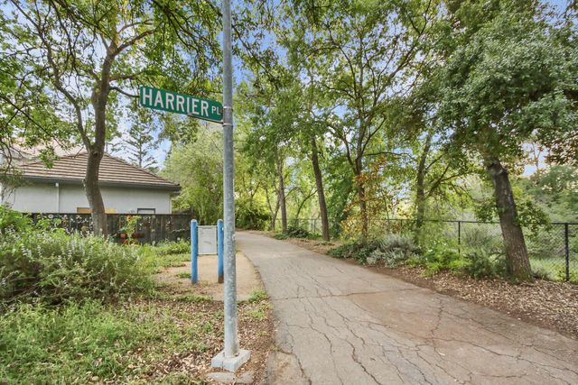 824 Harrier Pl, Davis, CA 95616