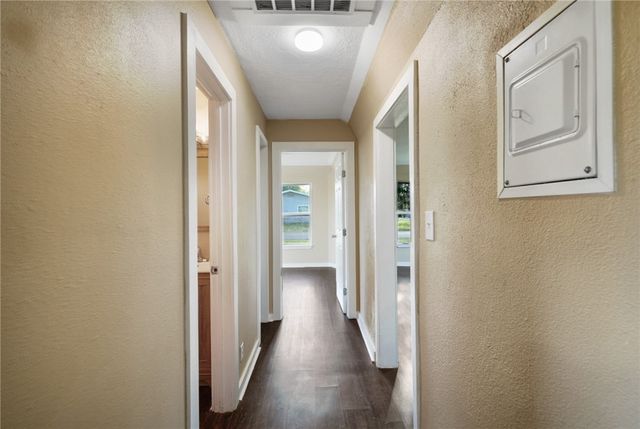 3826 Willow St, Corpus Christi, TX 78411