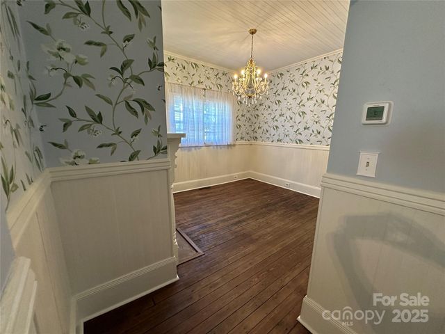 115 E Steele Street, Salisbury, NC 28144