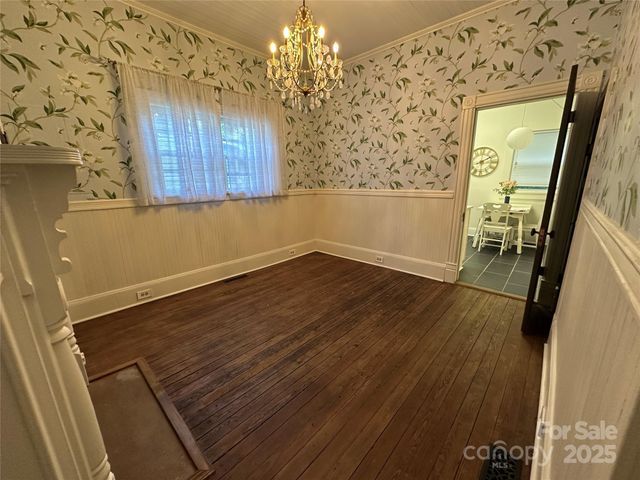 115 E Steele Street, Salisbury, NC 28144