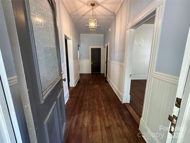115 E Steele Street, Salisbury, NC 28144