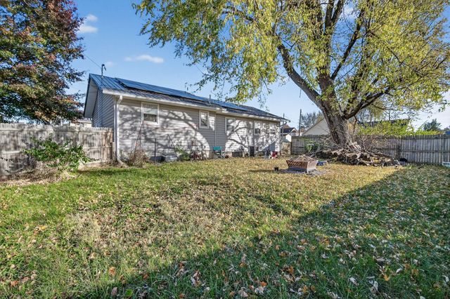 805 N Roche Street, Knoxville, IA 50138