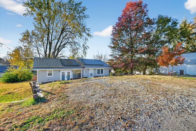 805 N Roche Street, Knoxville, IA 50138