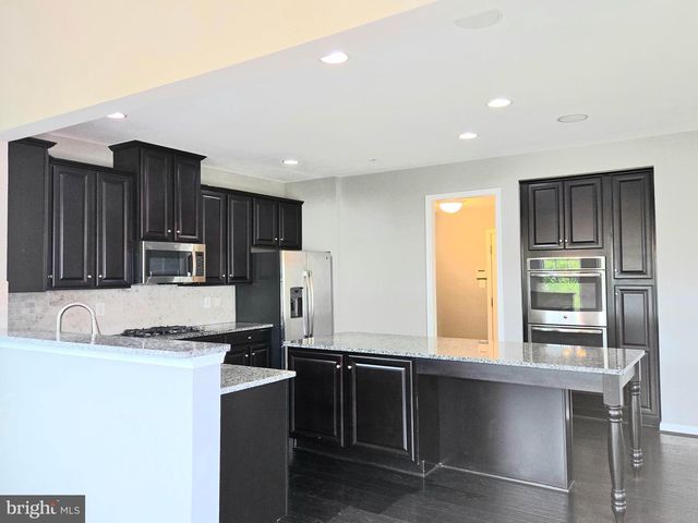 14204 BENTLEY PARK DR, Laurel, MD 20707