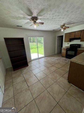 5370 Garvey Drive, Fairburn, GA 30213