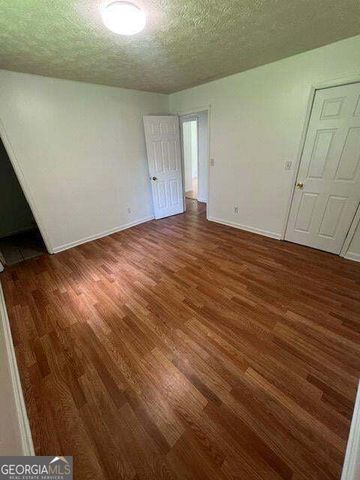 5370 Garvey Drive, Fairburn, GA 30213