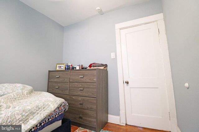 111 OAKLEY RD, Upper Darby, PA 19082