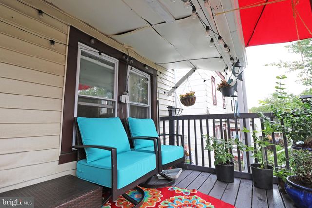 111 OAKLEY RD, Upper Darby, PA 19082