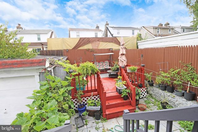 111 OAKLEY RD, Upper Darby, PA 19082