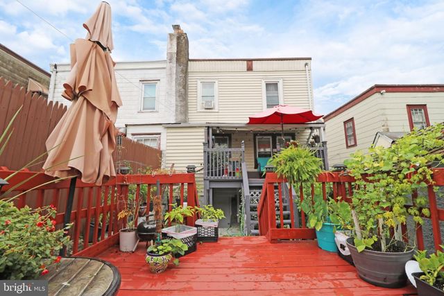 111 OAKLEY RD, Upper Darby, PA 19082