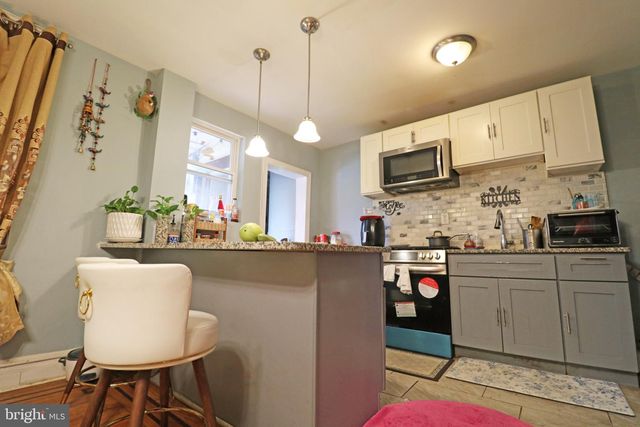 111 OAKLEY RD, Upper Darby, PA 19082