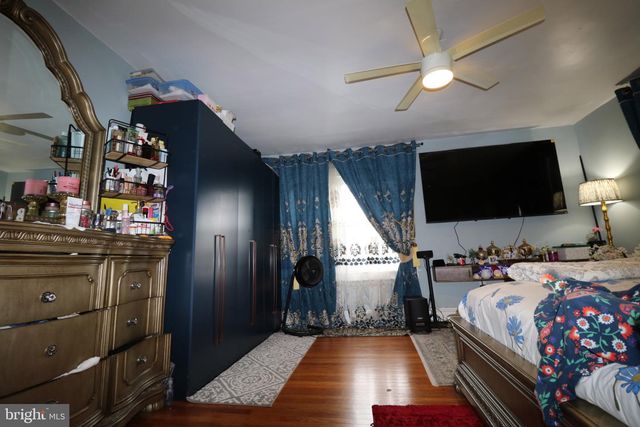 111 OAKLEY RD, Upper Darby, PA 19082