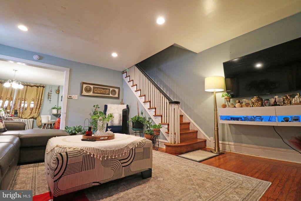 111 OAKLEY RD, UPPER DARBY, PA 19082 — photo 4
