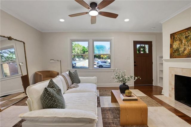 207 Walthall NW Street, Marietta, GA 30064