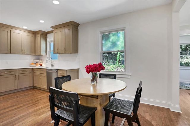 207 Walthall NW Street, Marietta, GA 30064