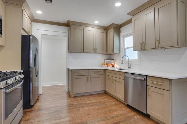 207 Walthall NW Street, Marietta, GA 30064